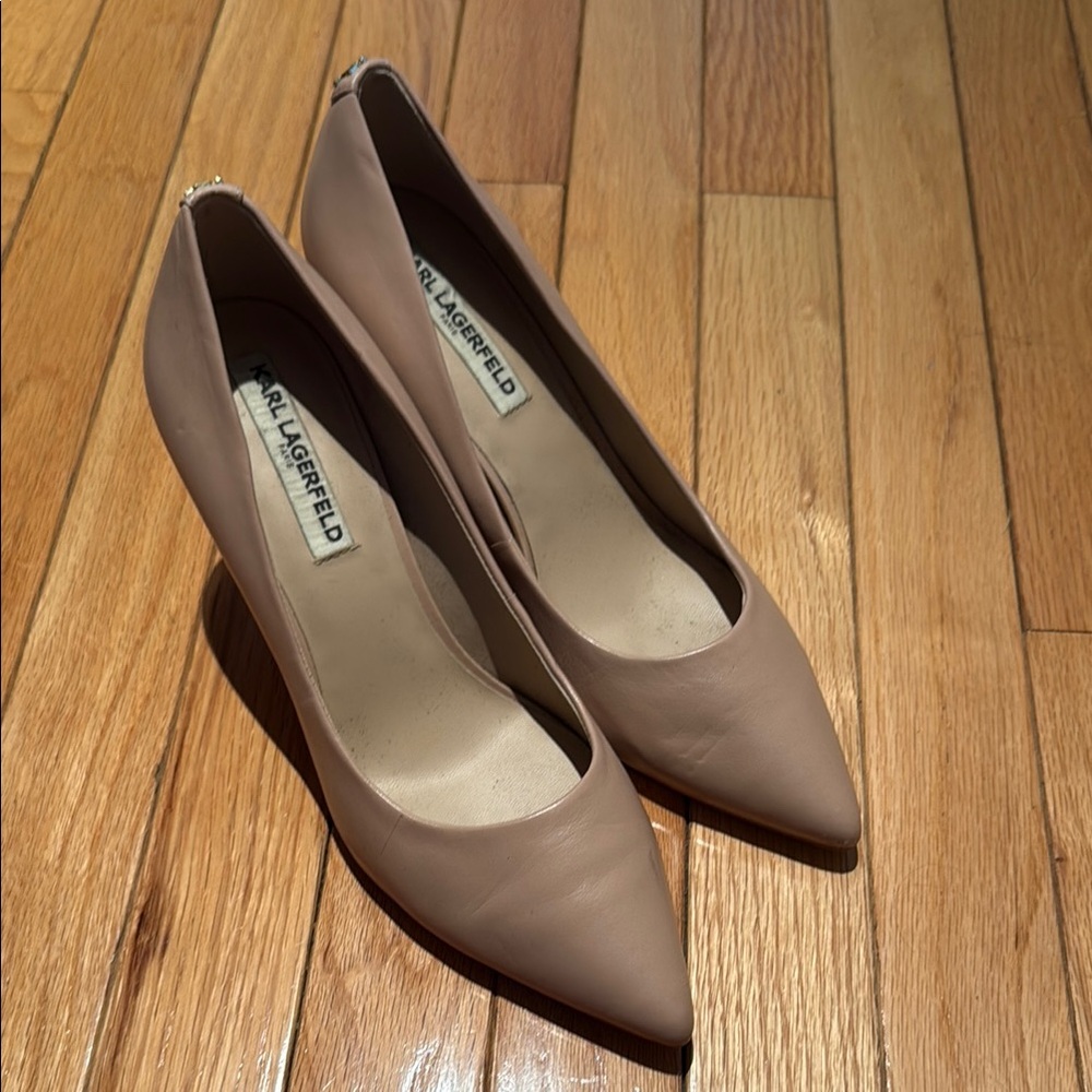Karl Lagerfeld Tan Heels Classic Suede Pumps